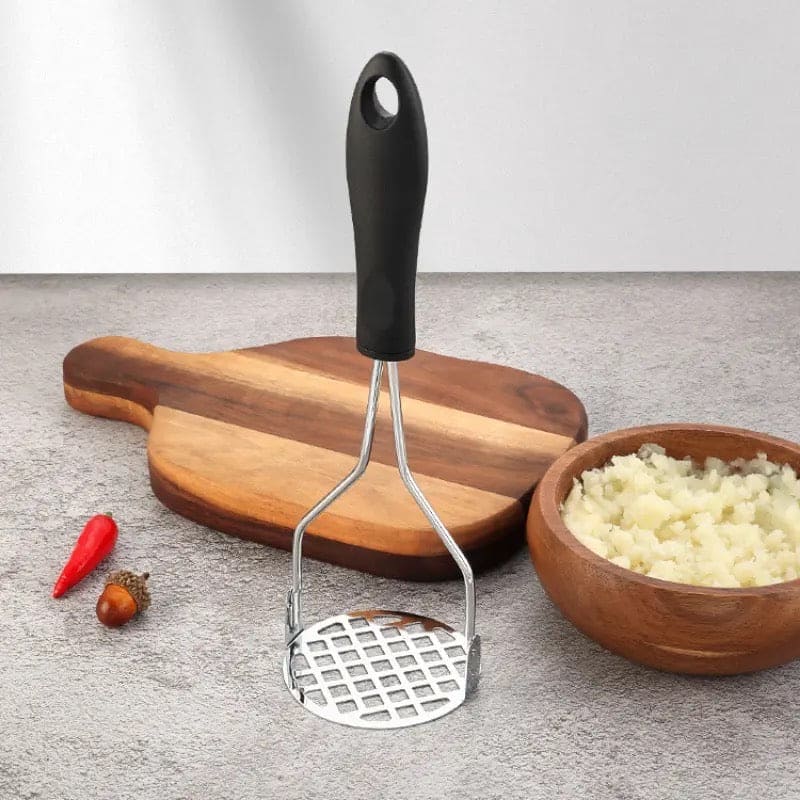 Metal Potato Masher, Rice Presser, Fruit Juice Maker, Potatoes Mud Pusher, Smooth Musher Crusher, Kitchen Accessories Metal Potato Masher, Rice Presser, Fruit Juice Maker, Potatoes Mud Pusher, Smooth Musher Crusher, Kitchen Accessories